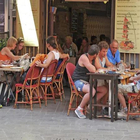 Tranquil With Pool View * Cornillon