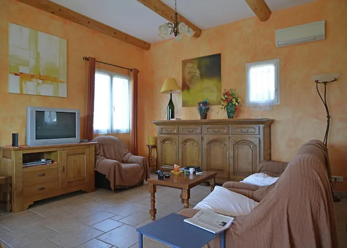 Villa Tranquil With Pool View *